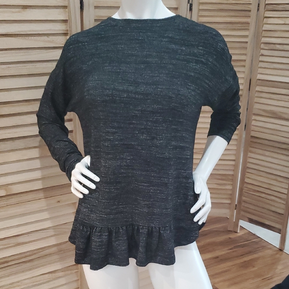 NWT Banana Republic lightweight Women's pullover sweater peplum hem  SZ M